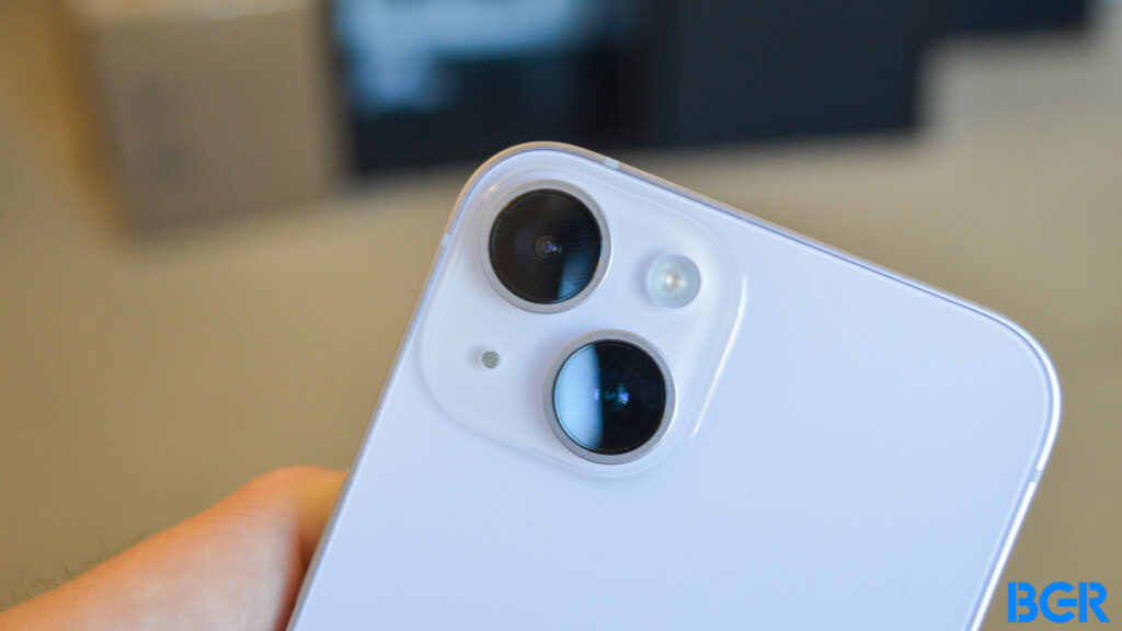 Regular iPhone 15 models may get better main cameras than Pro versions