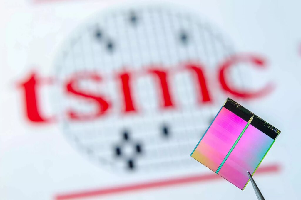 Trillion-transistor, multi-die chips inch closer with Synopsys and TSMC