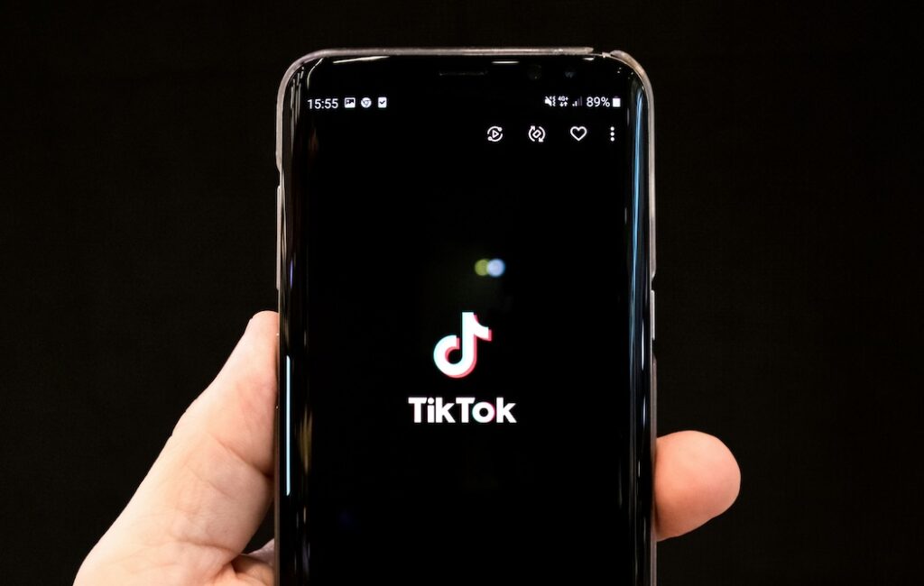 TikTok-unsplash