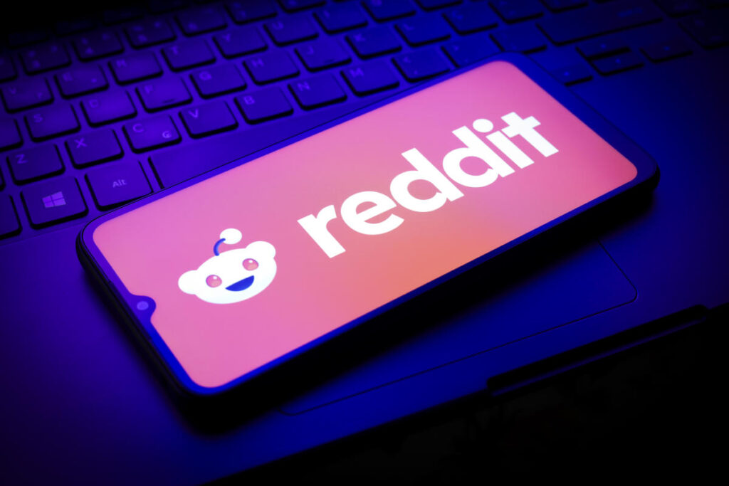 Reddit blames 'bug' after banning more than 90 NSFW subreddits