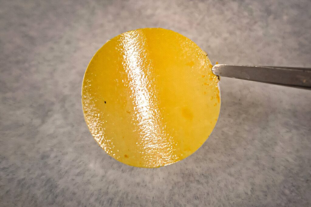 A new approach could fractionate crude oil using much less energy