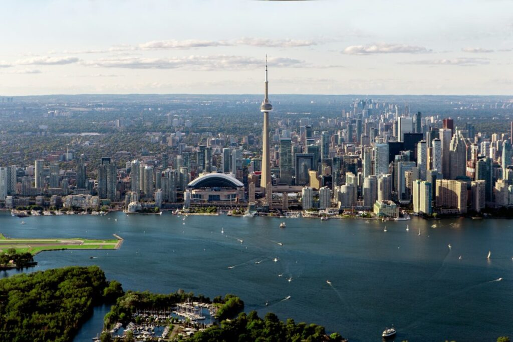 Canada will get a national summit in October to back procurement of homegrown tech