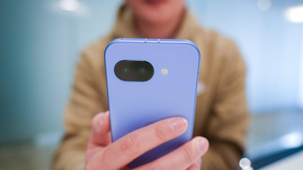 I'm a longtime Pixel user - and I still wouldn't buy one at this moment