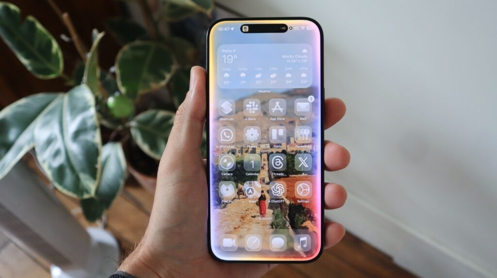 Think Someone Is Tracking Your iPhone? Here Are 4 Warning Signs To Look Out For