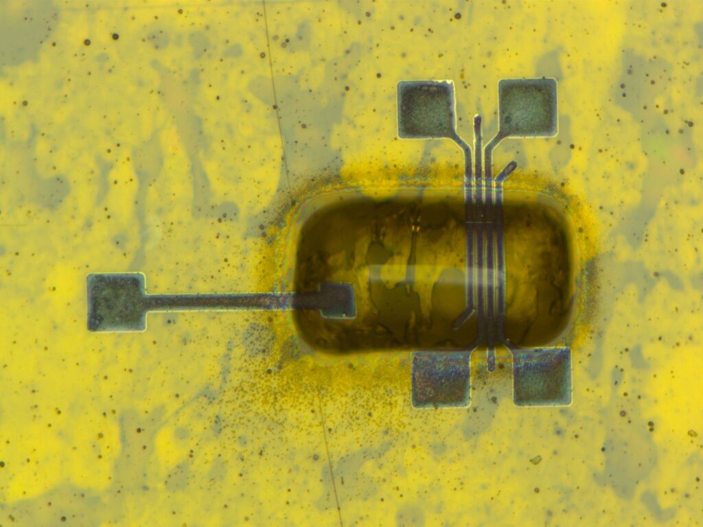 First fully recyclable, sub-micrometer printed electronics could reshape how displays are made