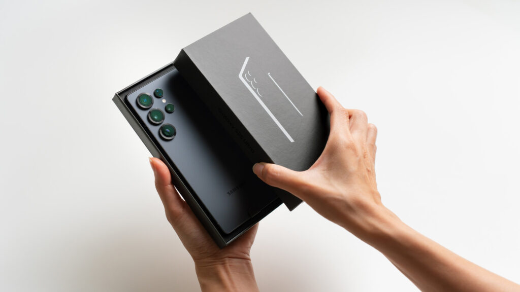 Are Samsung Phones Better Than Google? What Consumer Reports Data Says