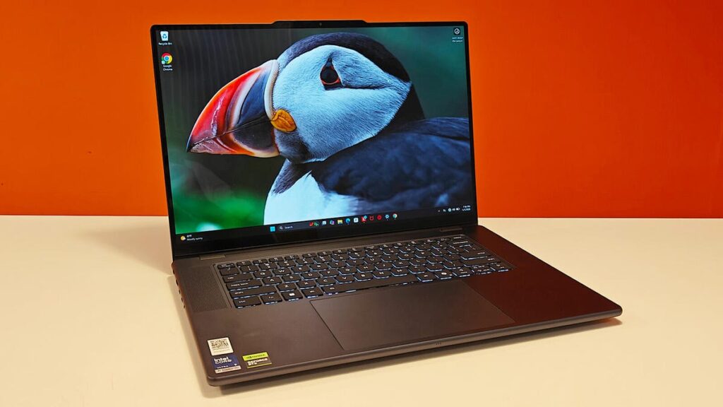 After using Lenovo's $2,600 Yoga, I'm taking premium Windows laptops seriously again