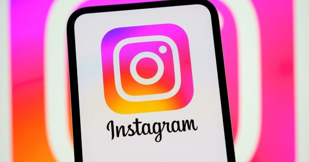 Instagram Drops New Instants Feature With a Snapchat-Like Twist