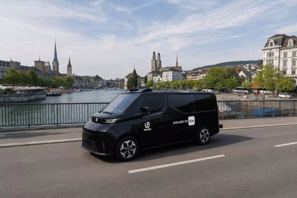 Uber is spending $10 billion to deploy 120,000 robotaxis across 15 cities Uber is spending $10 billion to deploy 120,000 robotaxis across 15 cities
